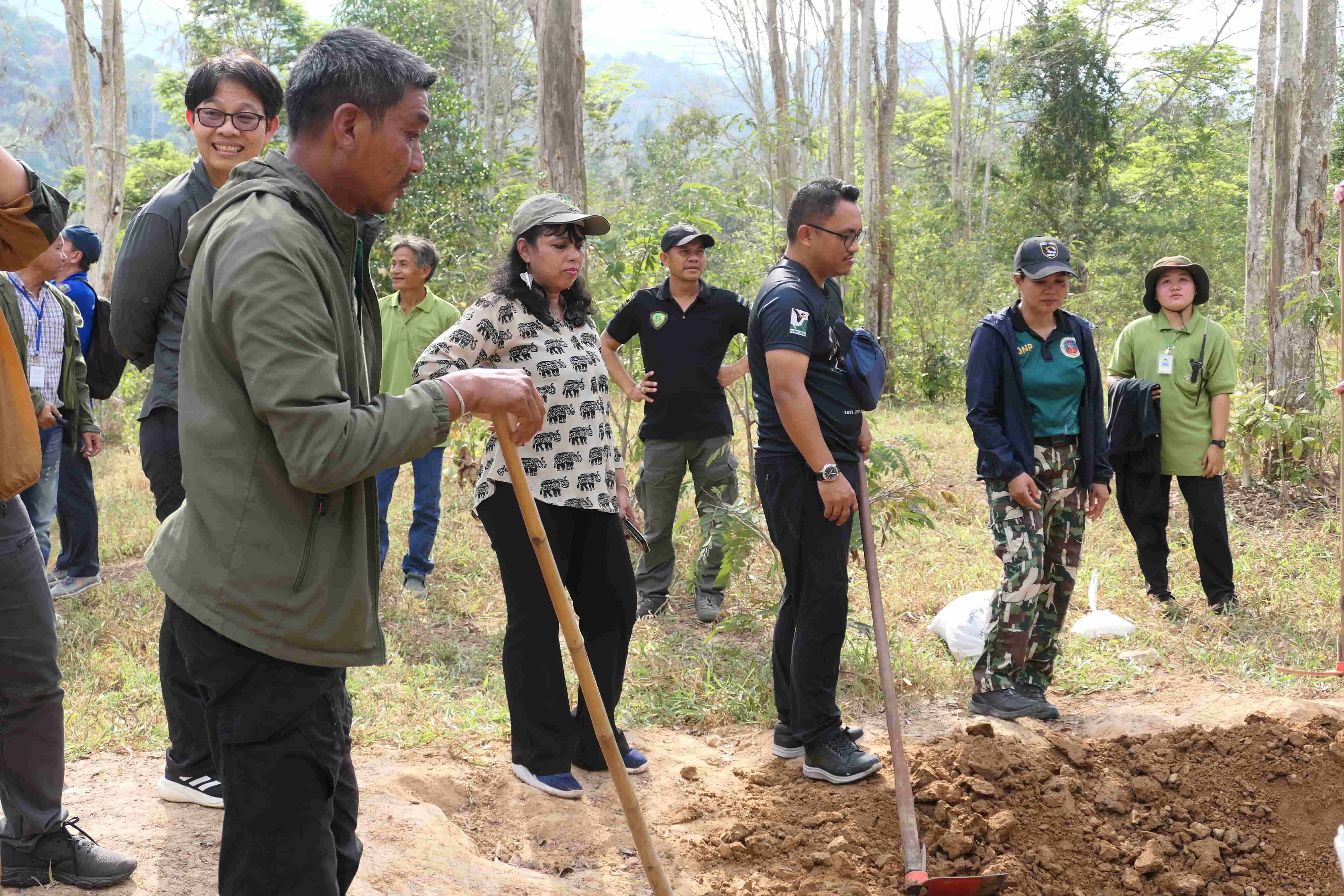 Participants on field visit at a national park