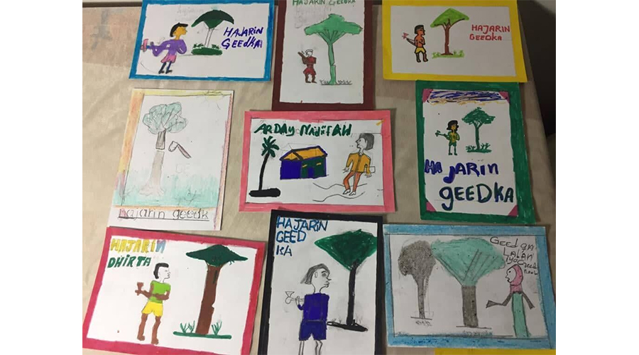 Displaying postcard messages drawn by refugee children
