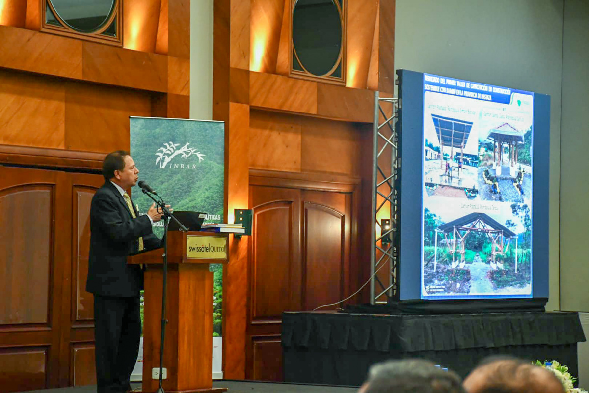 Jaime Guevara, Prefecto de la Provincia de Pastaza Prefectura de Pastaza en Seminario Internacional sobre Políticas y Desarrollo Industrial del Bambú