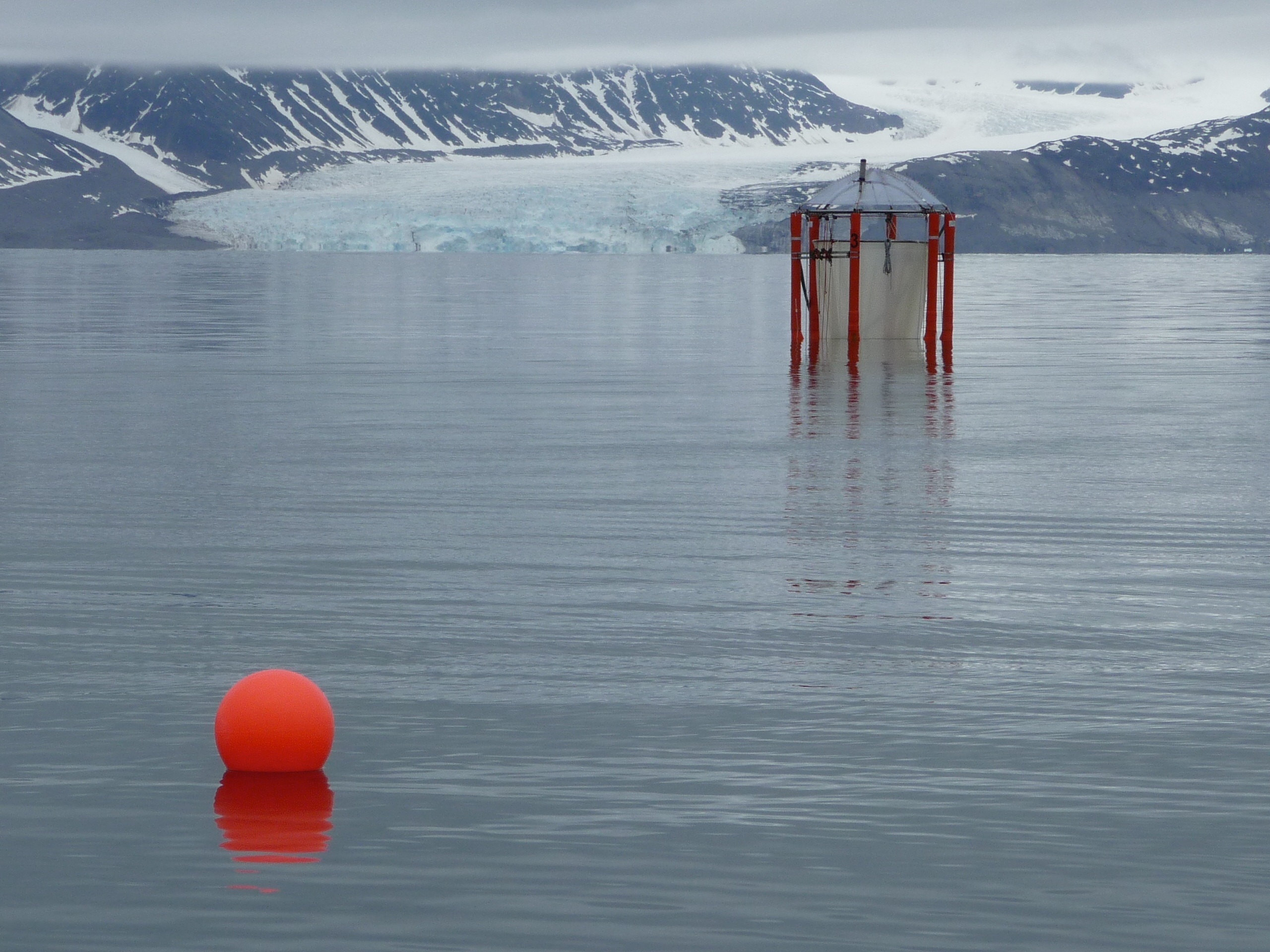 Svalbard 2010 mesocosm experiment. Mesocosm with a glacier in the background