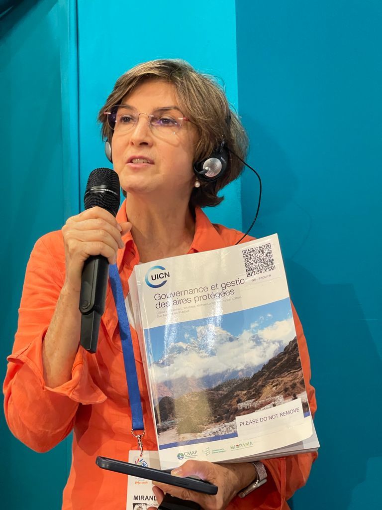 Julia Miranda Londoño, Deputy Chair of the IUCN World Commission on Protected Areas, presents 'Gouvernance et gestion des aires protégées', presents 'Gouvernance et gestion des aires protégées'