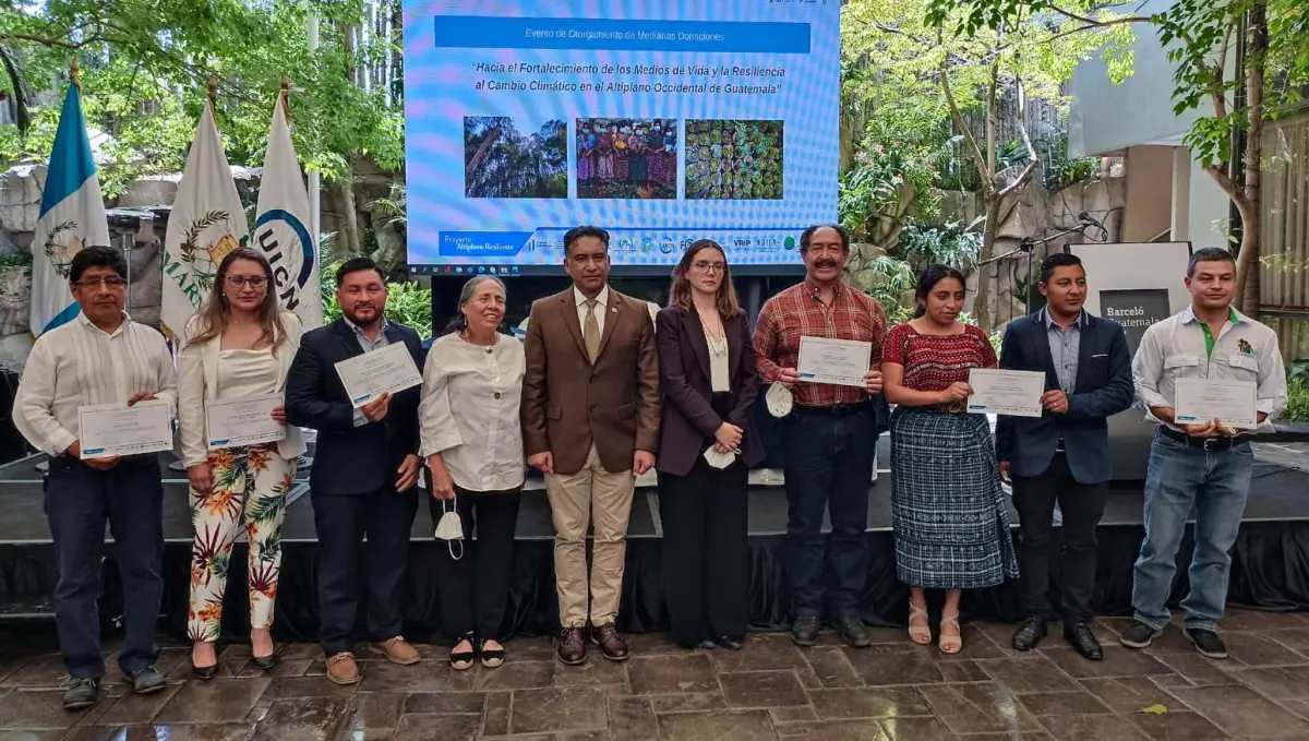 Entrega de Medianas Donaciones del Proyecto Altiplano Resiliente