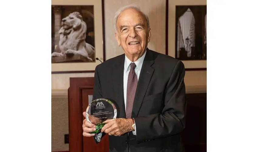Dick Ottinger receives ABA Award 2017